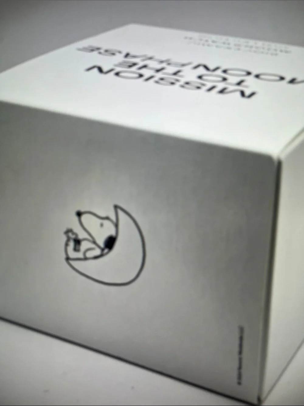 Swatch X Omega Moonswatch Snoopy Mission to the Moonphase White Men's Watch.